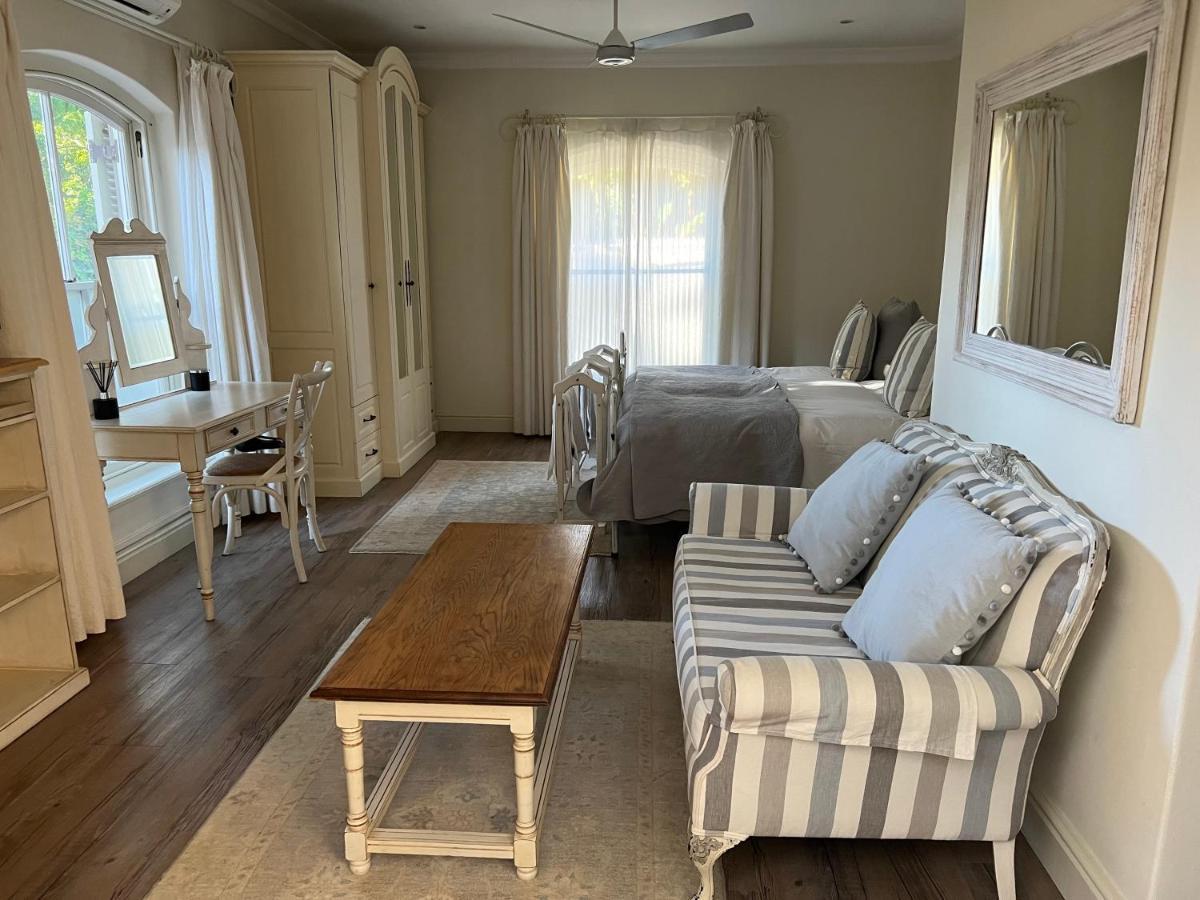 Lodge Constantia Valley *